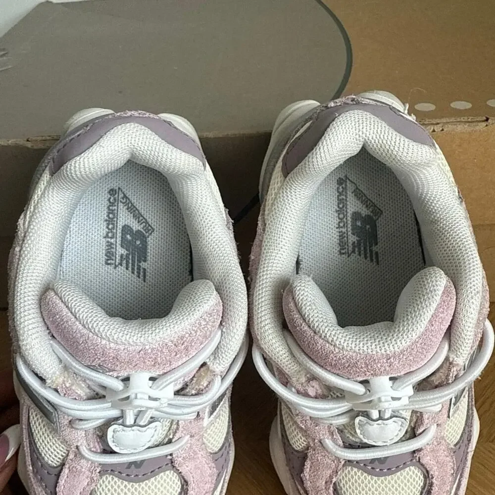New Balance 9060 ‘Rose Sugar’ Toddler Sneakers- SZ 8 C